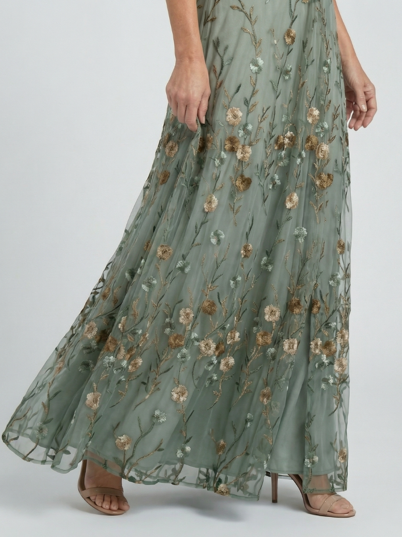 Selora Halter Bloom Flow Maxi Dress