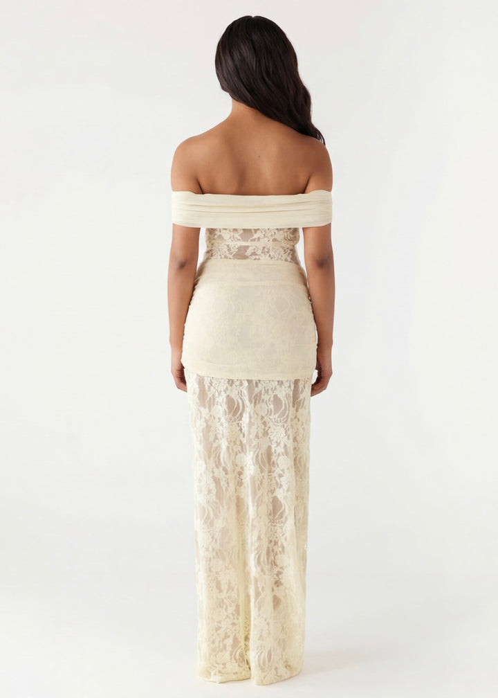 Lace Reverie Gown Maxi